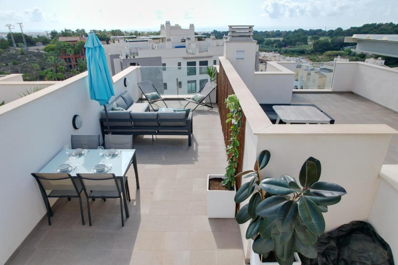 Luxurious Flat & Private Rooftop In Villamartin Orihuela Costa Dehesa de Campoamor  ภายนอก รูปภาพ