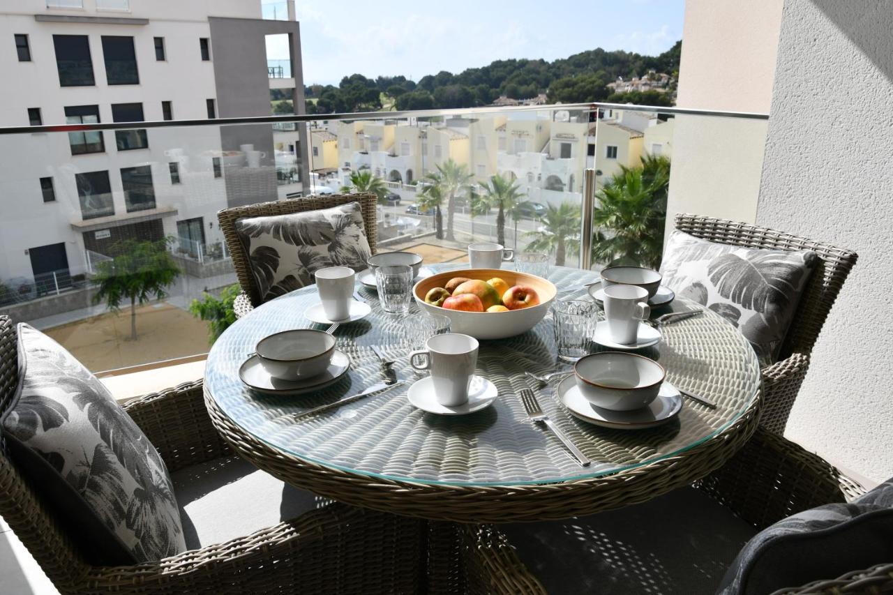 Luxurious Flat & Private Rooftop In Villamartin Orihuela Costa Dehesa de Campoamor  ภายนอก รูปภาพ